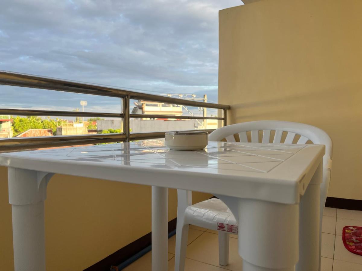 Hrs Apartelle Talisay  Exterior photo