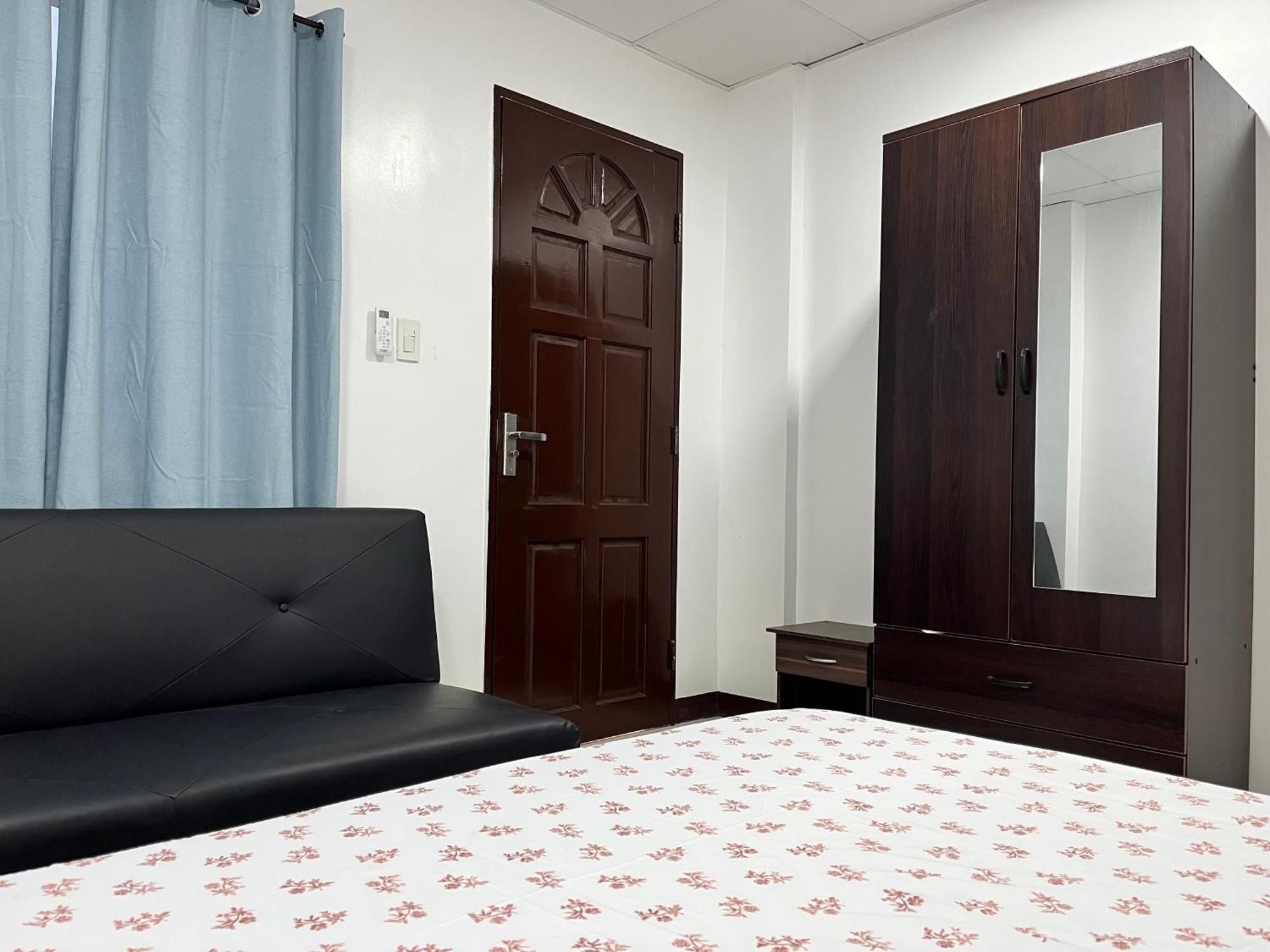 Hrs Apartelle Talisay  Exterior photo